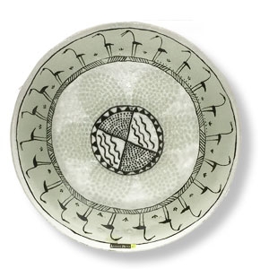 Repräsentative runde Glasschale mit stilisiertem Vogelmotiv