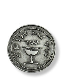 Briefbeschwerer aus Metall in Form einer antik Münze. Einzelstück, Durchmesser ca. 7,5 cm, 4 mm stark.