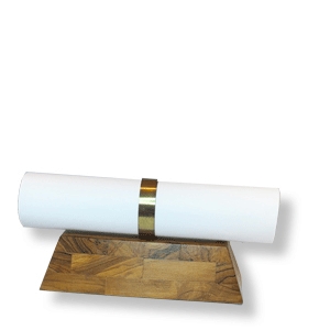 Dekorativer Halter für Urkunden, aus Olivenholz