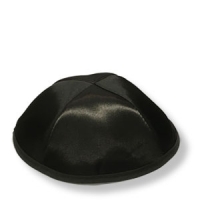 Einfache Satin-Kippa, schwarz