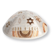 Bestickte Kippa im Wildseiden-Look, mit Menora- und Davidstern, gold