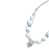Versilbertes Collier mit Herzanhänger